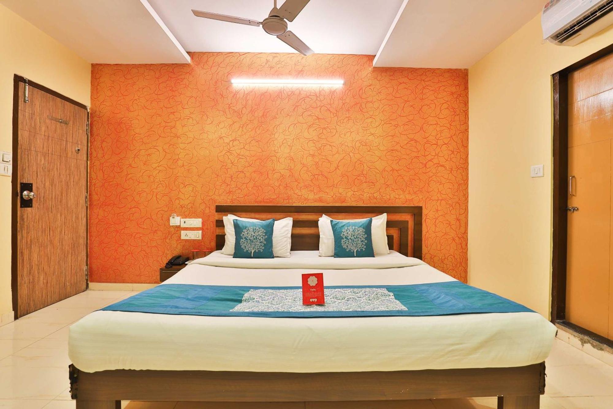 OYO 3444 Hotel Sunrise Gorwa Exterior foto