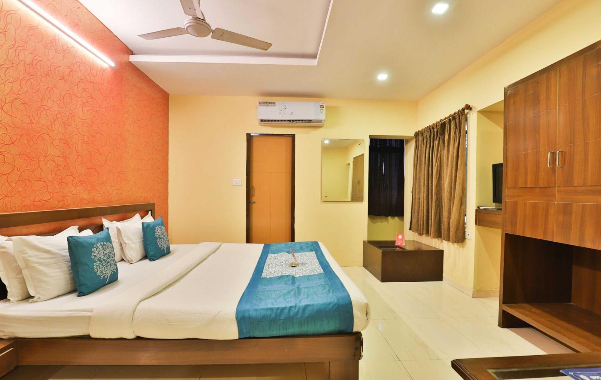 OYO 3444 Hotel Sunrise Gorwa Exterior foto