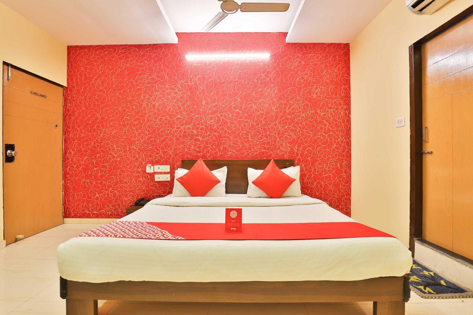 OYO 3444 Hotel Sunrise Gorwa Exterior foto