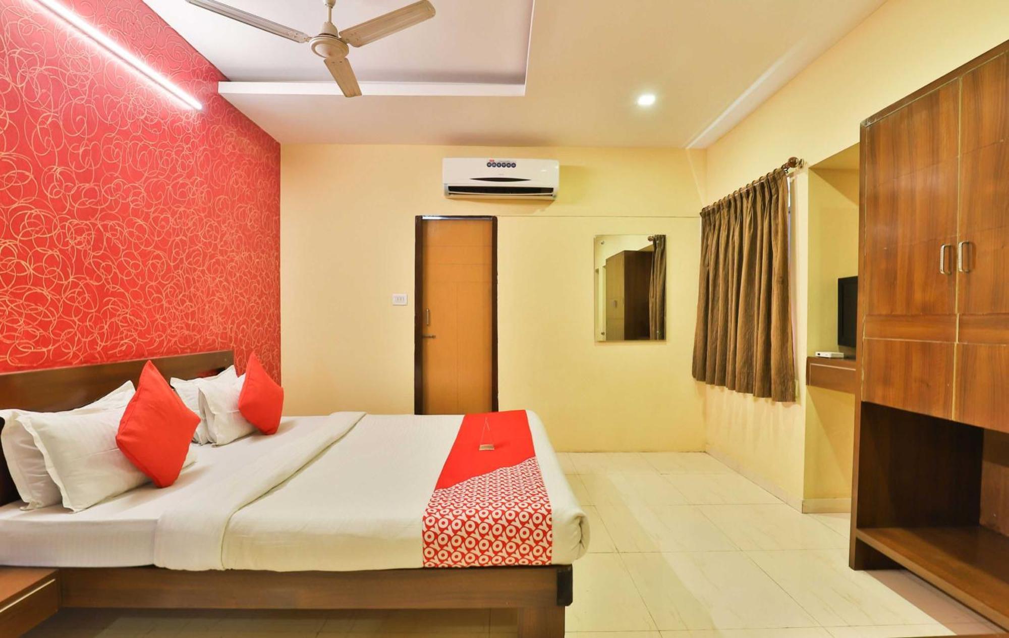 OYO 3444 Hotel Sunrise Gorwa Exterior foto