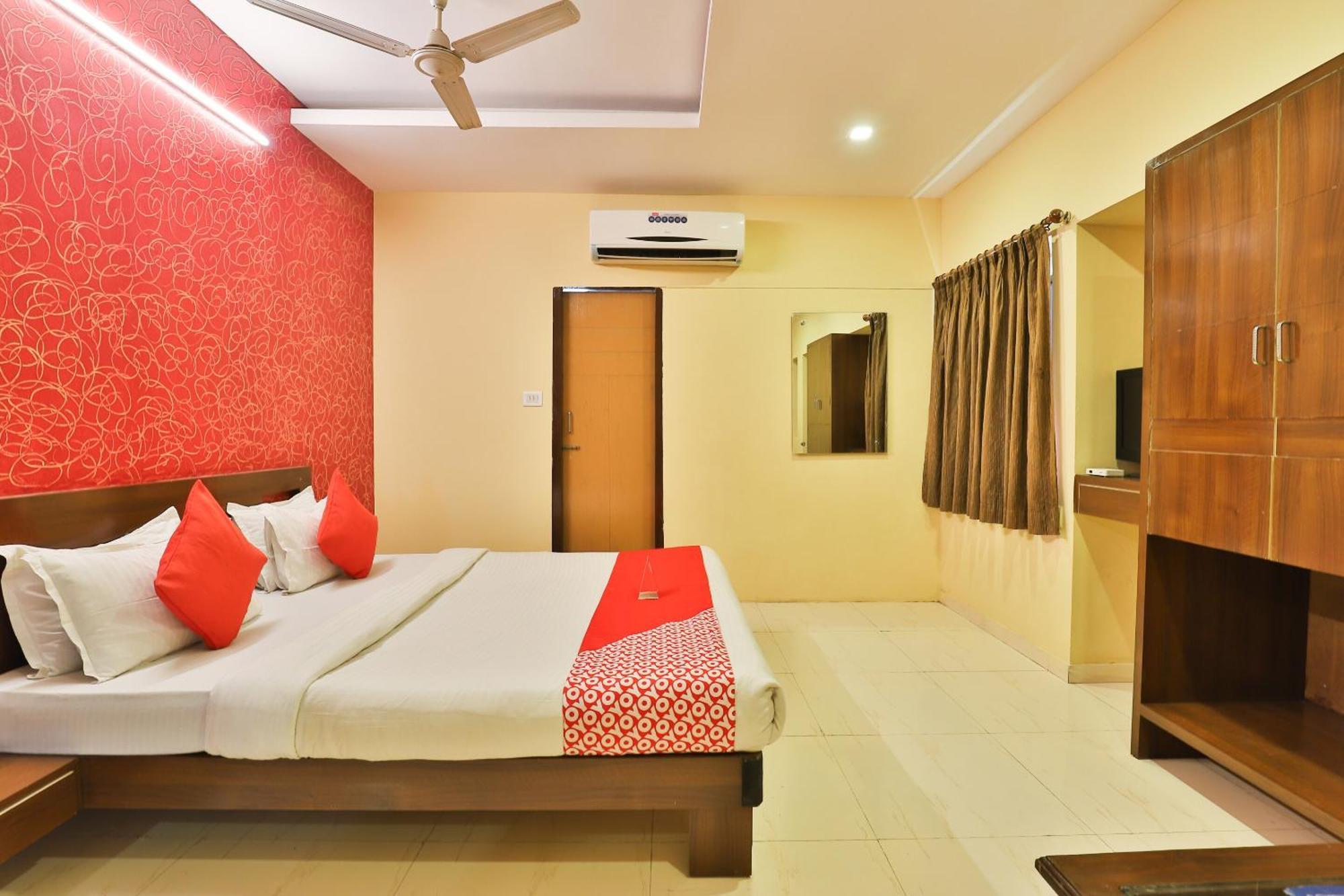OYO 3444 Hotel Sunrise Gorwa Exterior foto