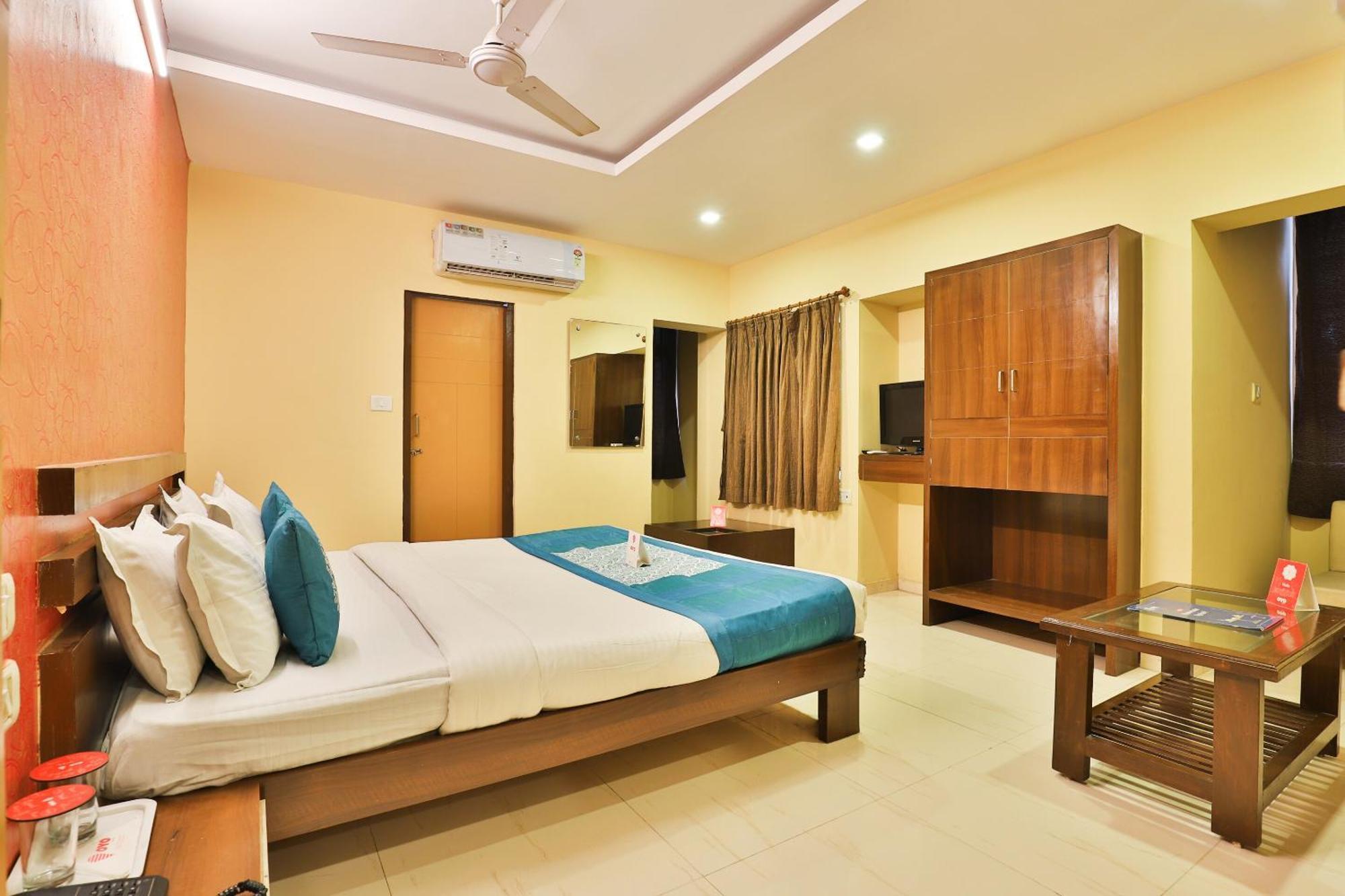 OYO 3444 Hotel Sunrise Gorwa Exterior foto